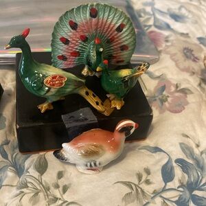 Bone China Shiken Japan Green Bird Figurines